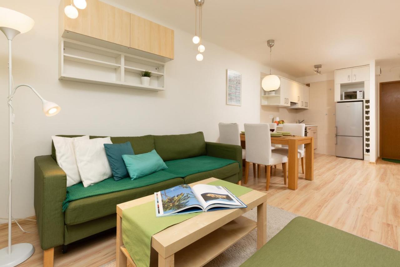 Apartments Warsaw Zelazna By Noclegi Renters Extérieur photo