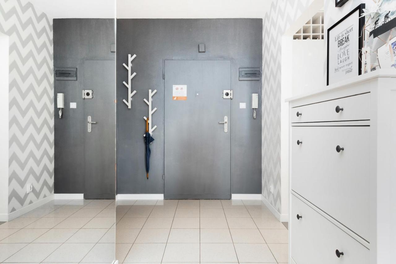 Apartments Warsaw Zelazna By Noclegi Renters Extérieur photo